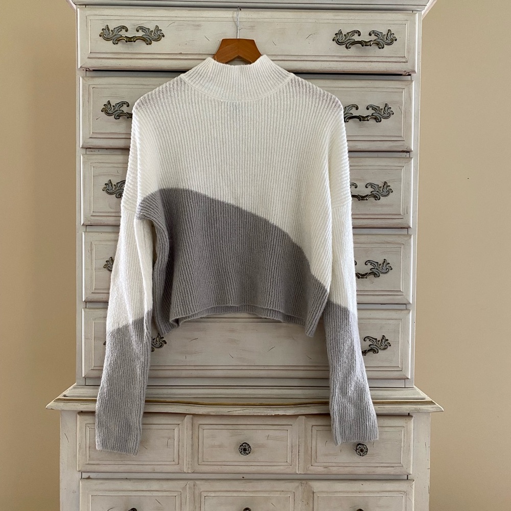 Vici Colorblock Cropped Sweater